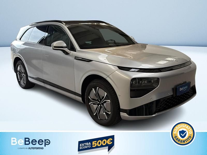 Usata XPENG G9 230 kW (313 CV) 2025 Argento metallizzato SUV