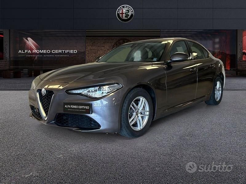 Grigio Usata 2020 Alfa Romeo Giulia Business Tre volumi | 20.250 € (Ottimo prezzo) - Immagine 1/4