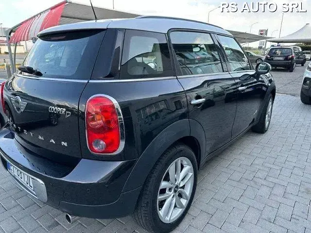 Usata Mini Cooper D Countryman Business 112 CV (82 kW) 2014 Nero SUV