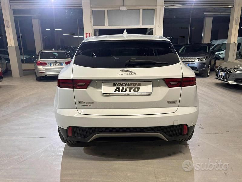 Usata Jaguar E-Pace R-Dynamic 180 CV (132 kW) 2018 Bianco SUV