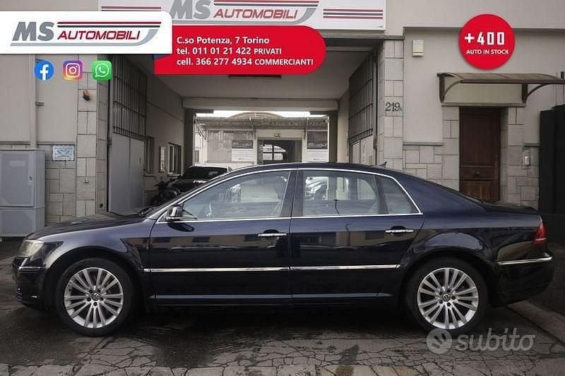 Usata VW Phaeton 239 CV (175 kW) 2011 Blu scuro Berlina