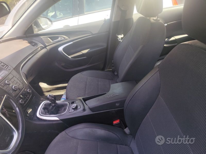 Usata Opel Insignia 194 CV (142 kW) 2011 Nero Berlina