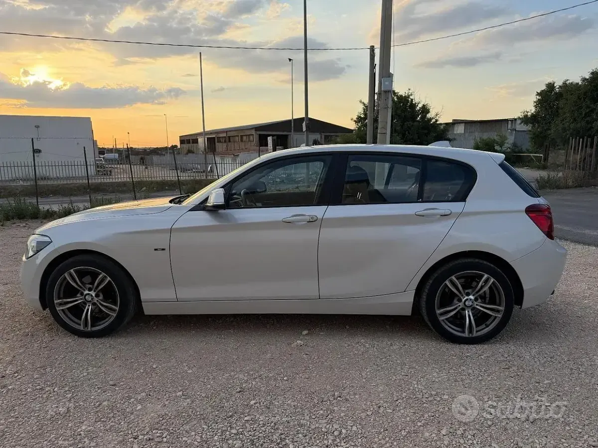 Usata BMW 120 Sport Line 184 CV (135 kW) 2013 Bianco Utilitaria