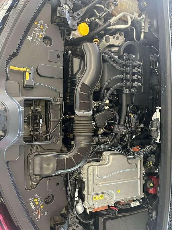 Usata Renault Captur Business 94 CV (69 kW) 2022 Argento SUV