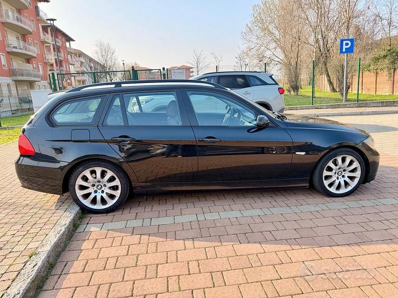Usata BMW 320 M Sport 163 CV (119 kW) 2007 Nero Station wagon