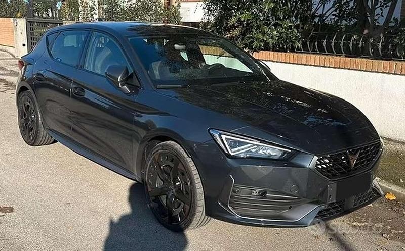 Usata Cupra Leon VZ2 245 CV (180 kW) 2023 Grigio Berlina