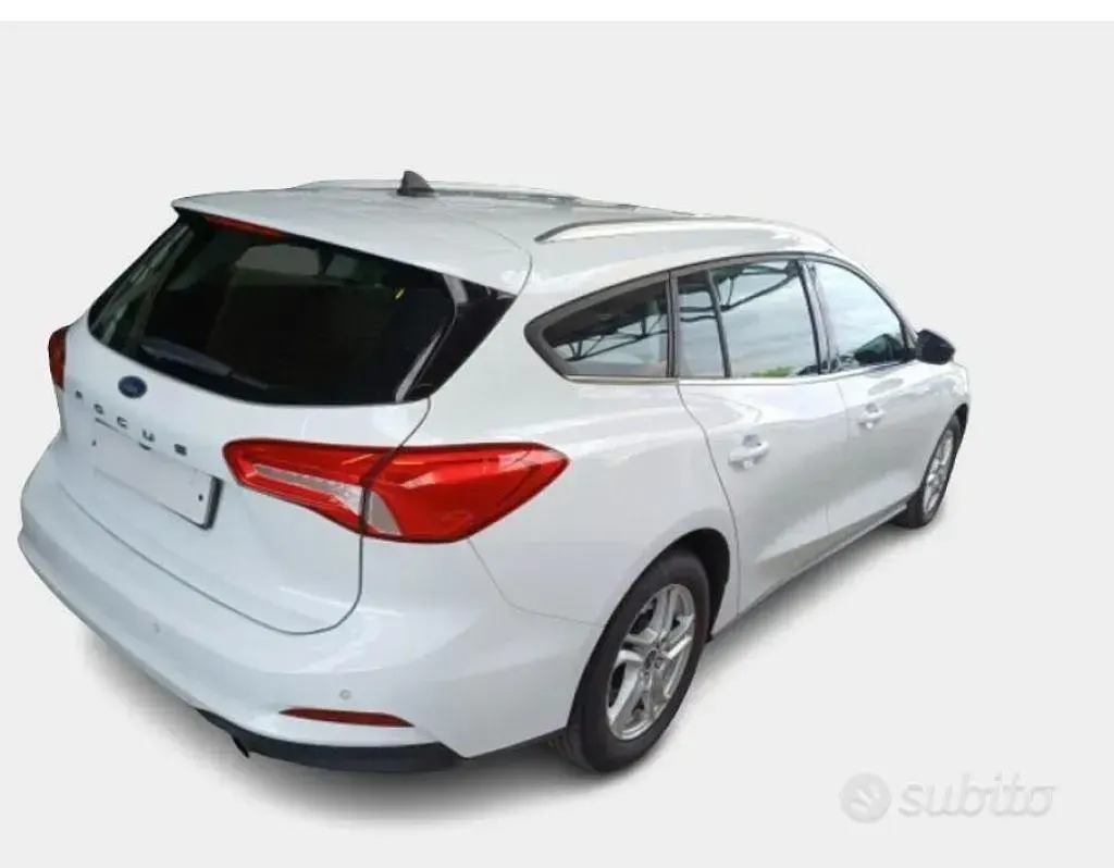Usata Ford Focus 120 CV (88 kW) 2021 Bianco Station wagon