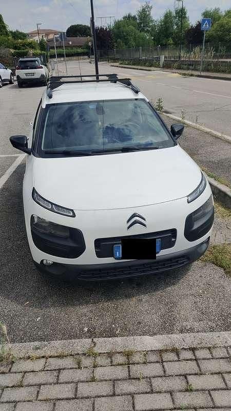 Bianco Usata 2017 Citroën C4 SUV | 7000 € (Ottimo prezzo) - Immagine 1/2
