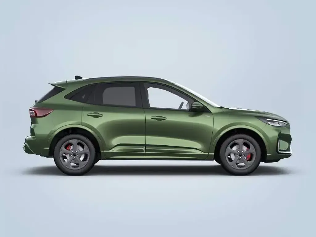 Nuova Ford Kuga ST-Line X 186 CV (136 kW) 2026 Bursting green  metallic SUV