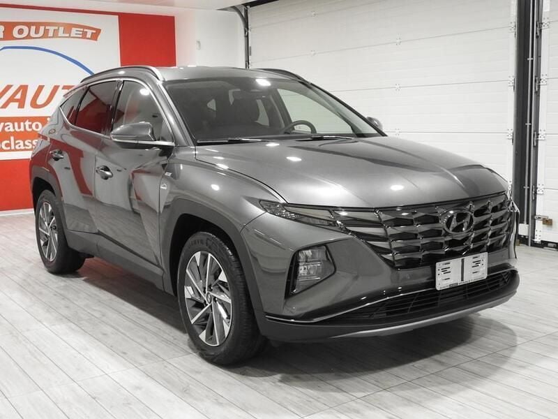 Usata Hyundai Tucson 214 CV (157 kW) 2023 Rosso SUV