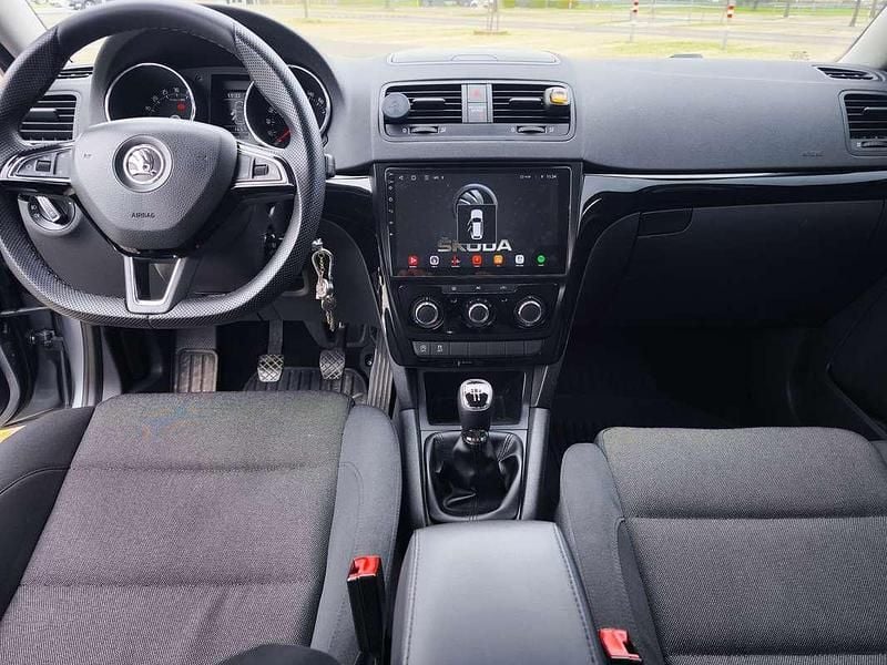 Usata Skoda Yeti GreenLine 105 CV (77 kW) 2013 Argento SUV