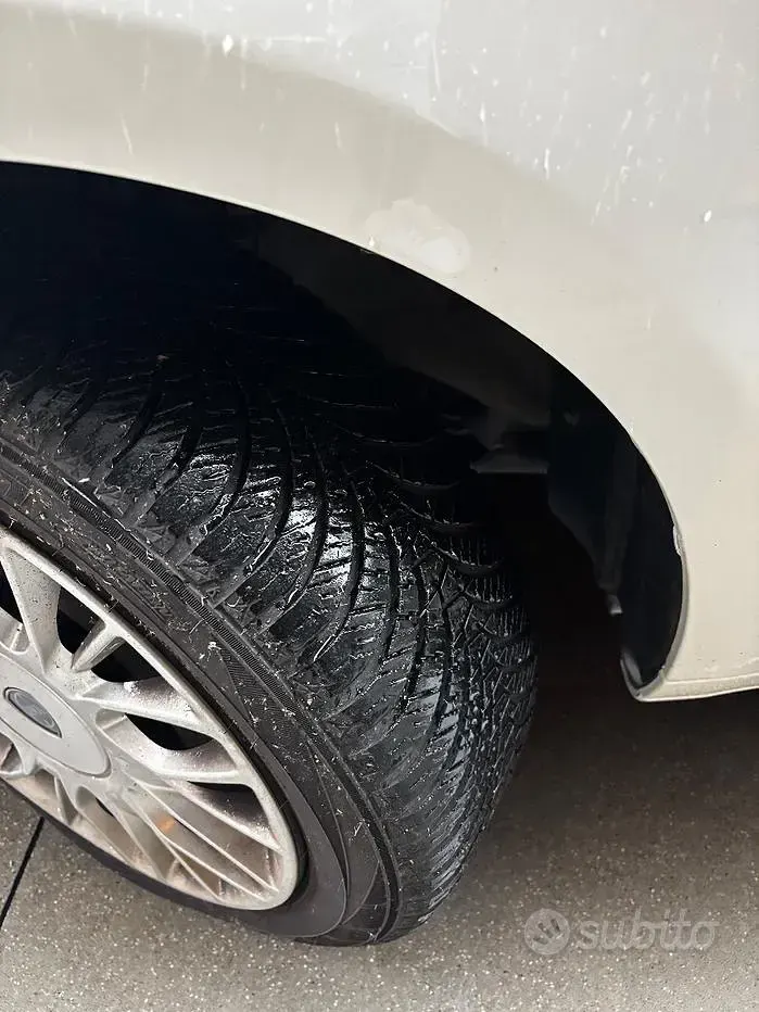 Usata Lancia Ypsilon 69 CV (50 kW) 2016 Bianco Utilitaria