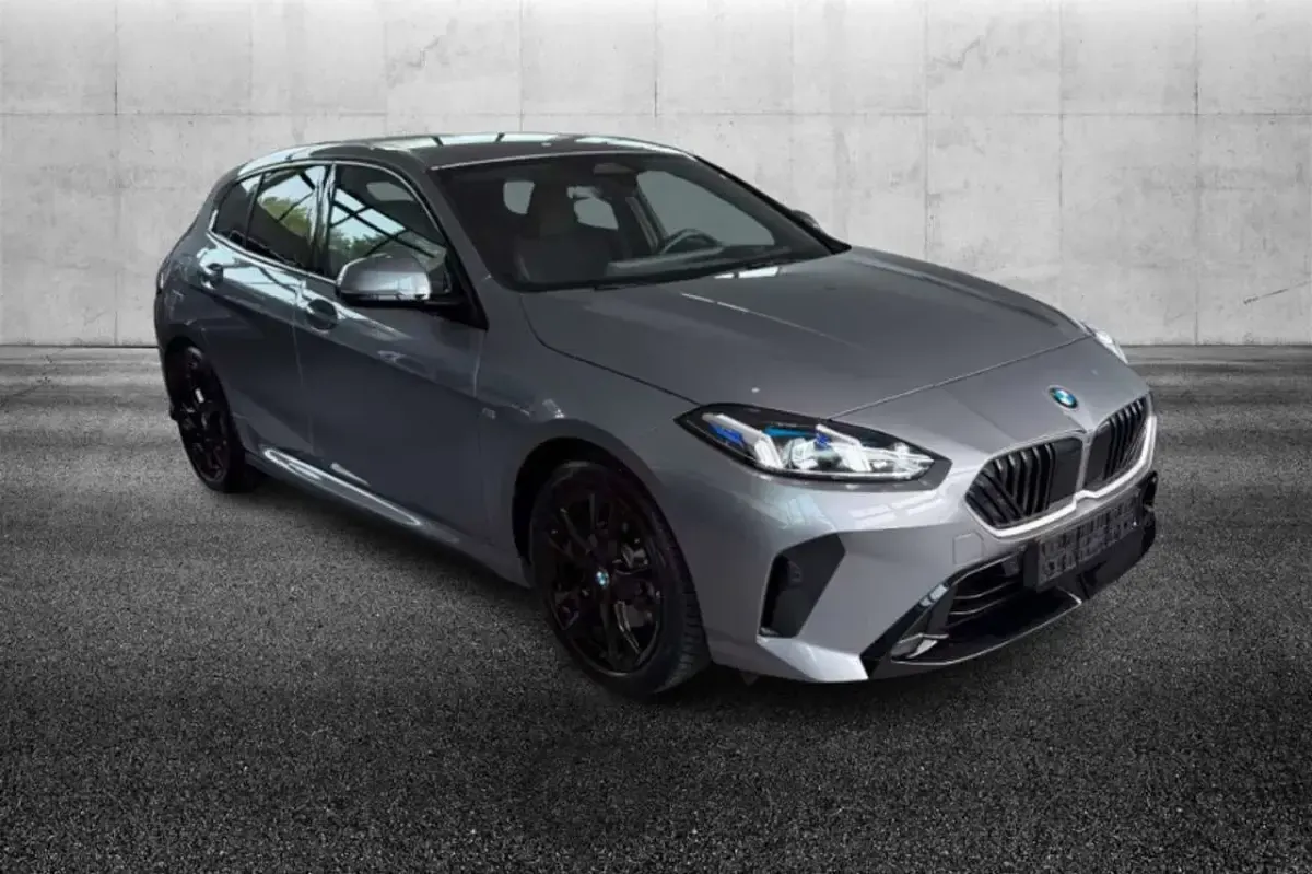 Usata BMW 120 M Sport 156 CV (114 kW) 2024 Grigio Utilitaria
