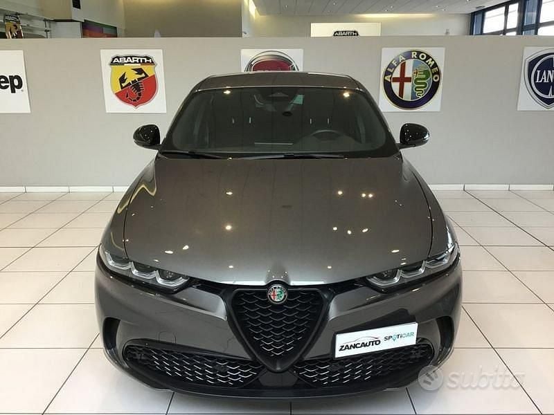 Usata Alfa Romeo Tonale Veloce 160 CV (117 kW) 2025 Grigio SUV