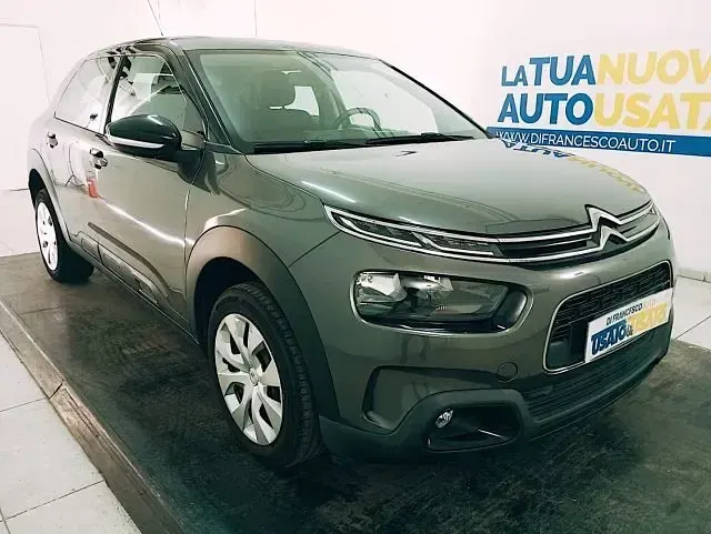 Usata Citroën C4 Cactus Feel 110 CV (80 kW) 2020 Nero metallizzato Utilitaria