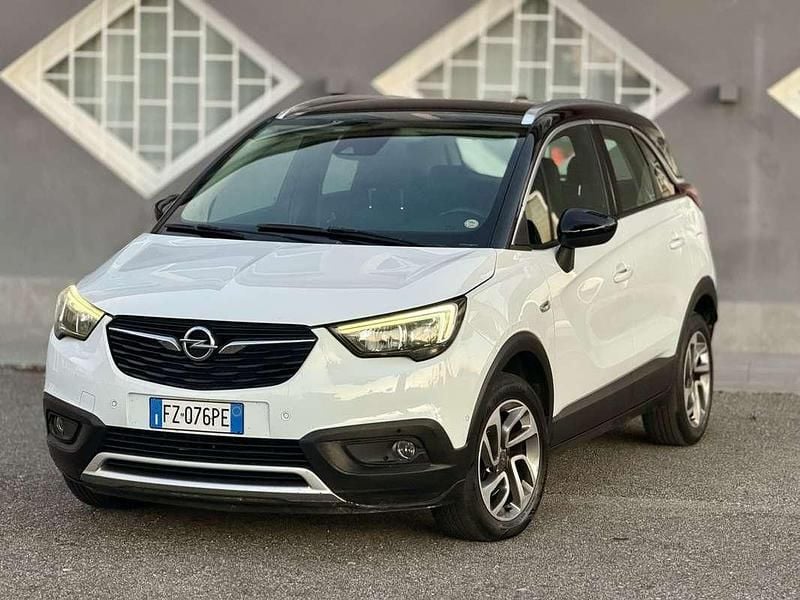 Usata Opel Crossland X Innovation 110 CV (80 kW) 2018 Bianco SUV