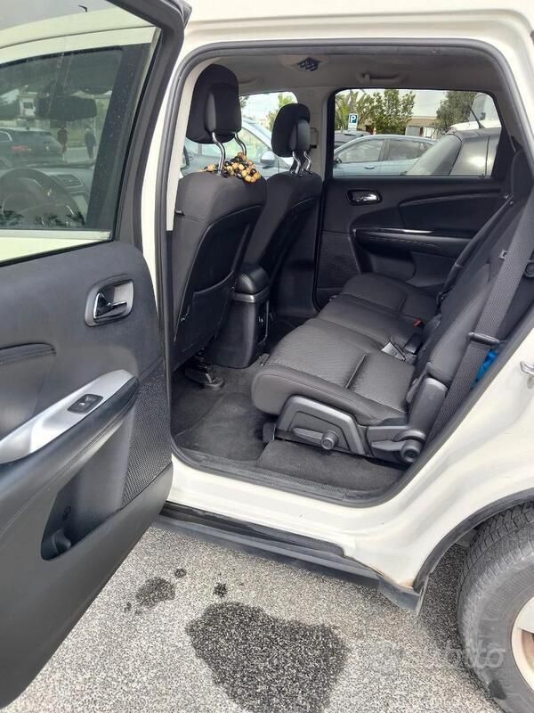 Usata Fiat Freemont 140 CV (102 kW) 2012 Bianco SUV