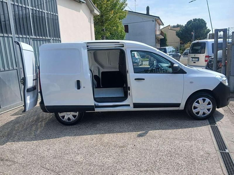 Usata Dacia Dokker 102 CV (75 kW) 2018 Bianco Monovolume