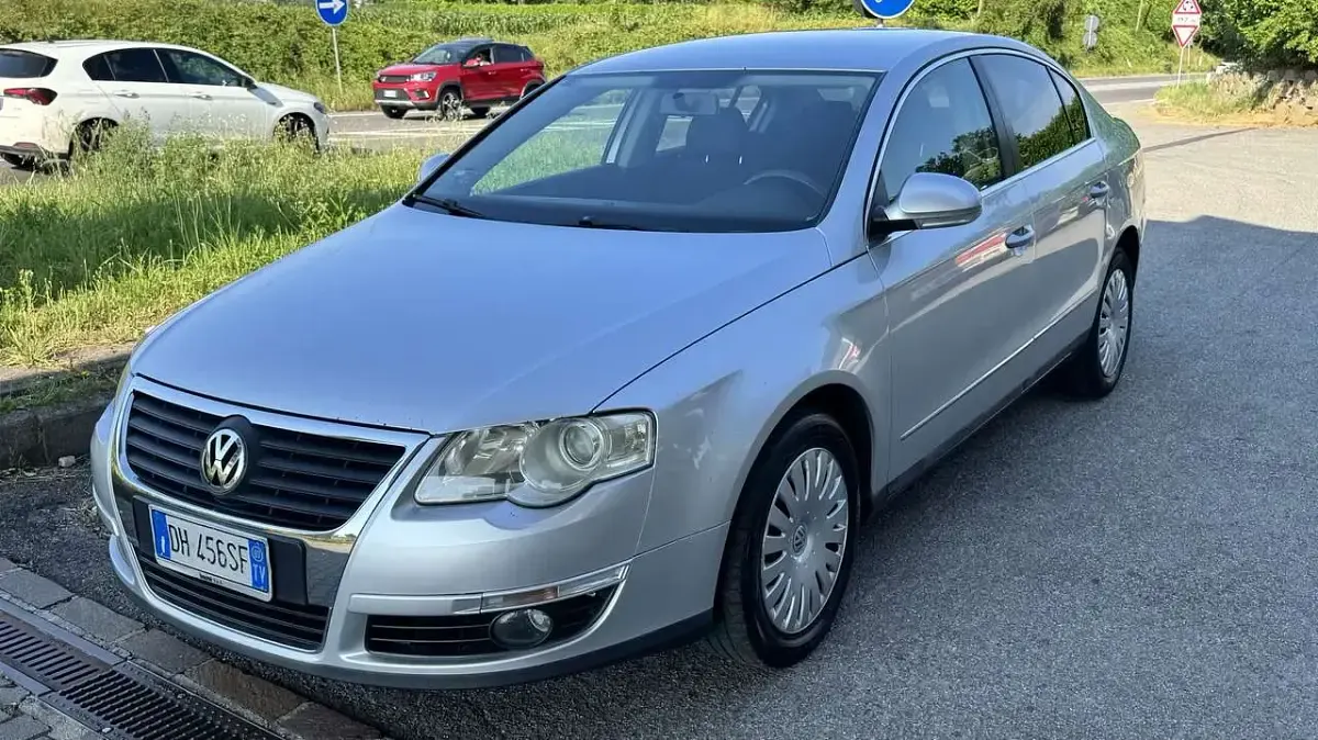 Usata VW Passat Comfortline 105 CV (77 kW) 2007 Other Berlina