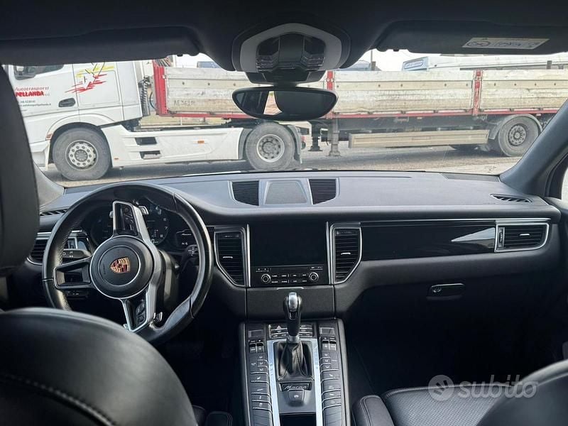 Usata Porsche Macan 252 CV (185 kW) 2018 Nero SUV