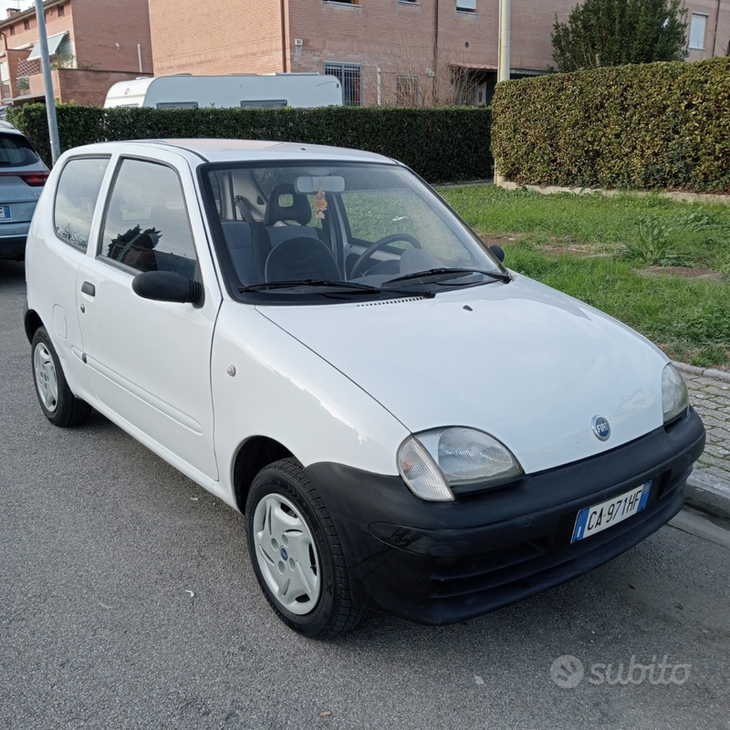 Usato 2003 Fiat Seicento 1.1 Benzin 54 CV (2.600 €)