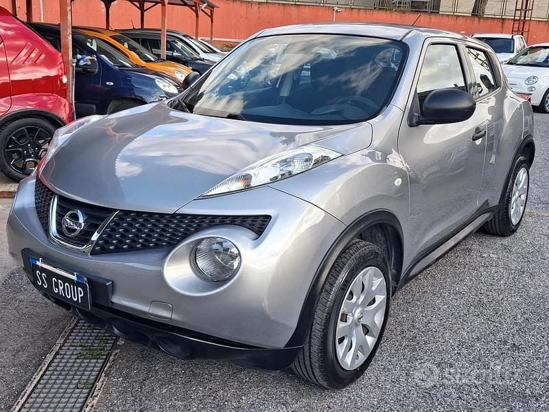 Usata Nissan Juke 117 CV (86 kW) 2013 Grigio SUV