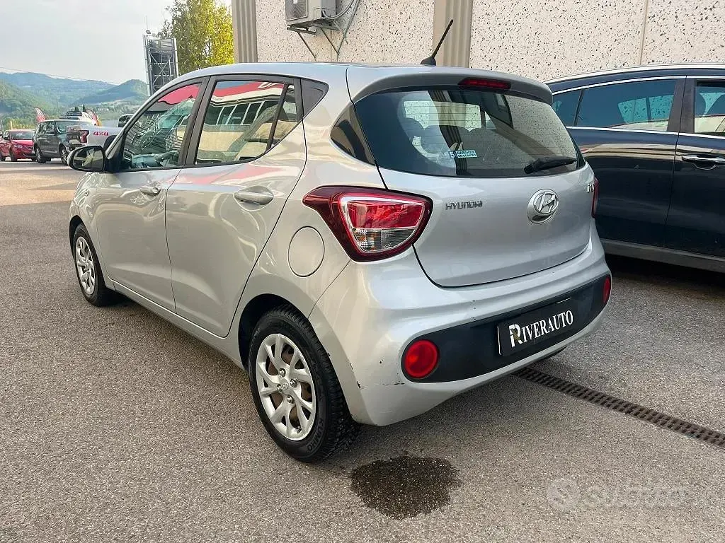 Usata Hyundai i10 65 CV (47 kW) 2018 Utilitaria