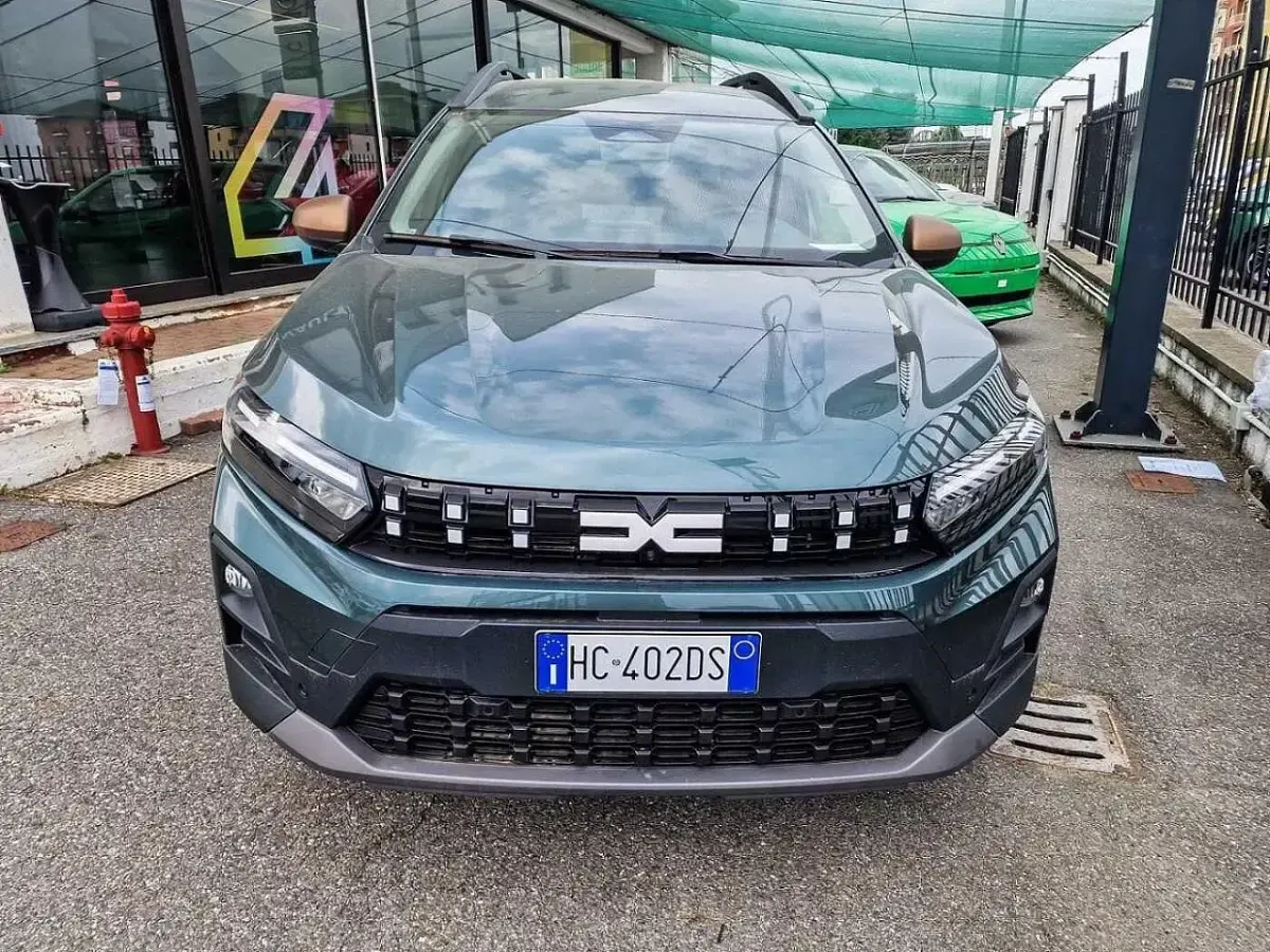 Nuova Dacia Jogger Extreme 155 CV (114 kW) 2026 Verde Monovolume