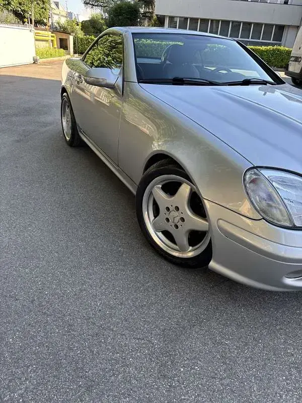 Usata Mercedes SLK320 218 CV (160 kW) 2001 Cabrio
