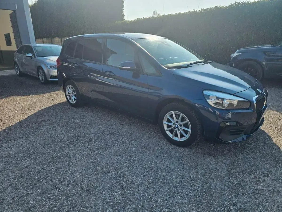 Usata BMW 216 Active Tourer Luxury Line 116 CV (85 kW) 2018 Blu Monovolume