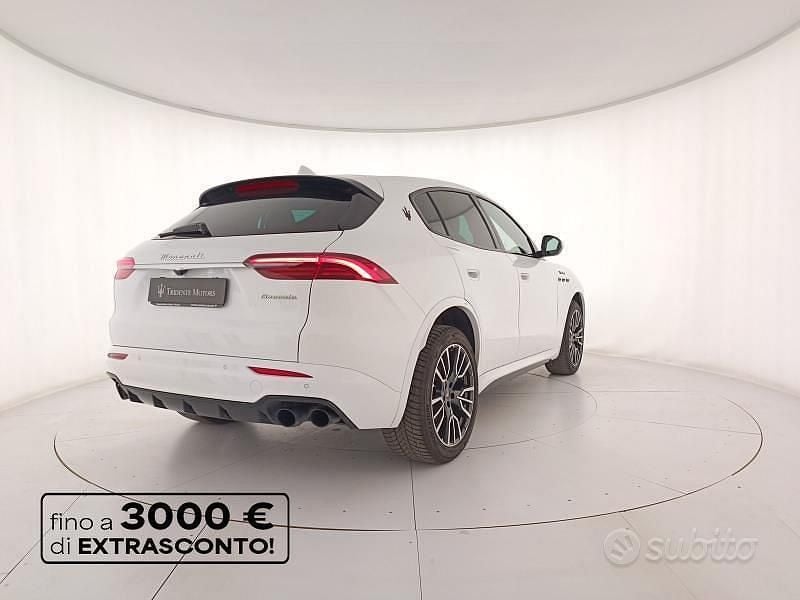 Usata Maserati Grecale 330 CV (242 kW) 2023 Bianco SUV