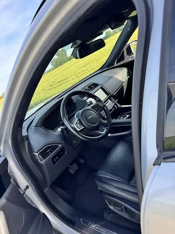 Usata Jaguar F-Pace R-Sport 179 CV (131 kW) 2017 SUV