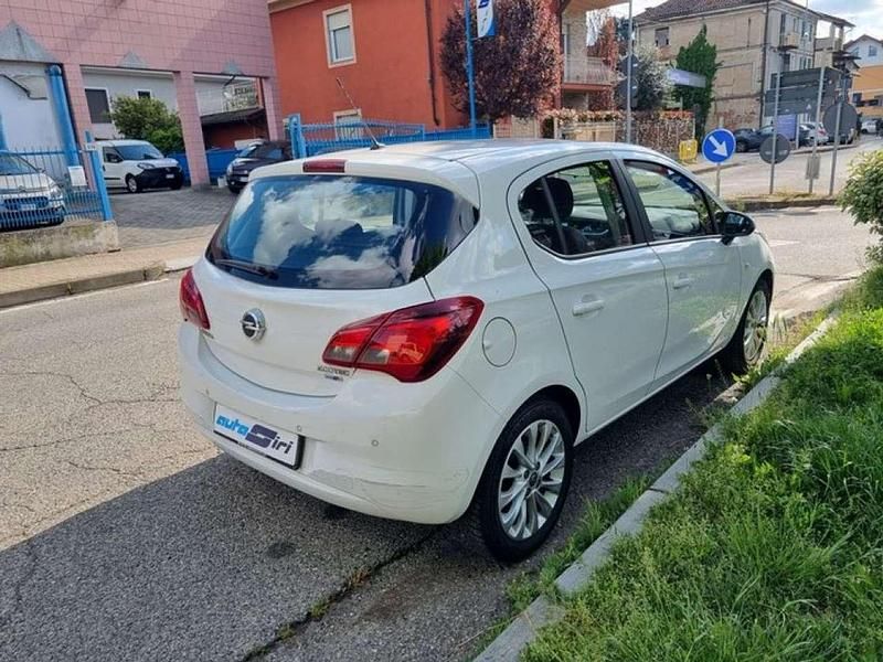 Usata Opel Corsa 90 CV (66 kW) 2018 Bianco Utilitaria