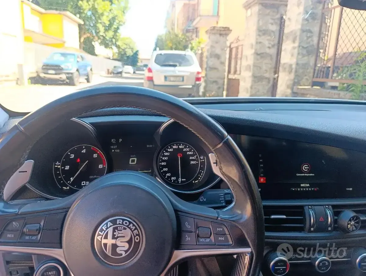 Usata Alfa Romeo Giulia Super 180 CV (132 kW) 2017 Bianco Berlina
