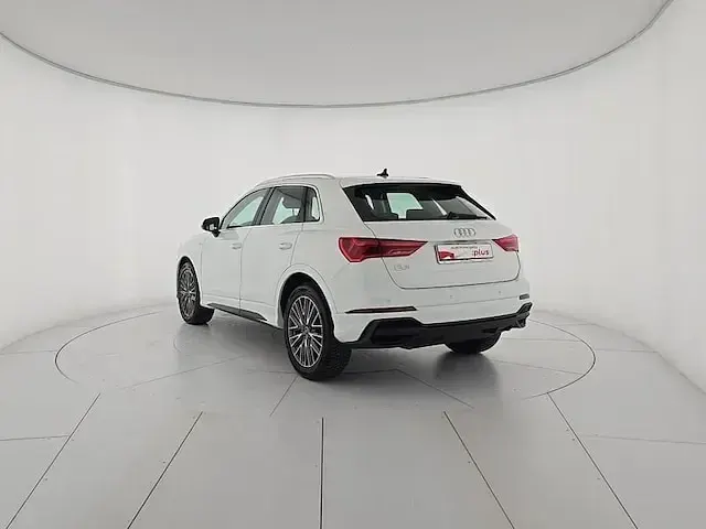Usata Audi Q3 Advanced 150 CV (110 kW) 2023 Bianco SUV