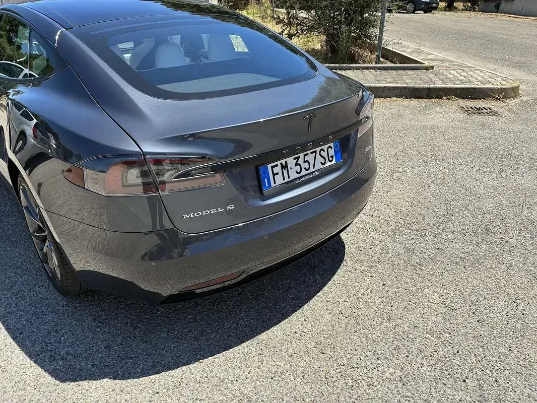 Usata Tesla Model S Long Range AWD 135 kW (184 CV) 2018 Utilitaria