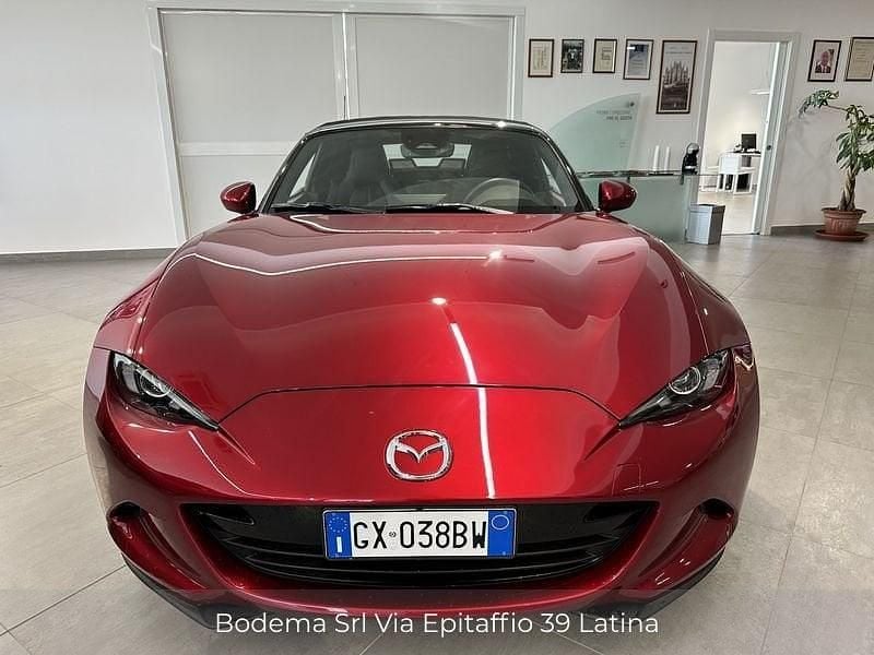 Usata Mazda MX5 Exclusive-Line 132 CV (97 kW) 2025 Soul red crystal Cabrio