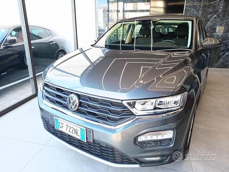 Begagnad VW T-Roc Style 150 HK (110 kW) 2021 Grå SUV