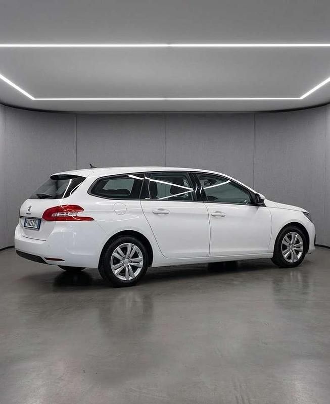 Usata Peugeot 308 SW Allure 120 CV (88 kW) 2016 Other Station wagon