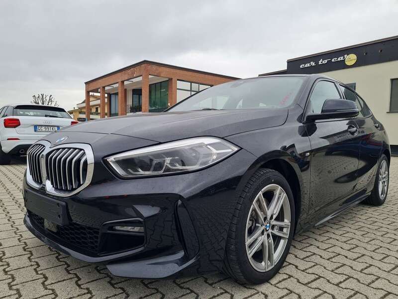 Nero Usata 2023 BMW 118 M Sport Due volumi | 30.900 € (Buon prezzo) - Immagine 1/4