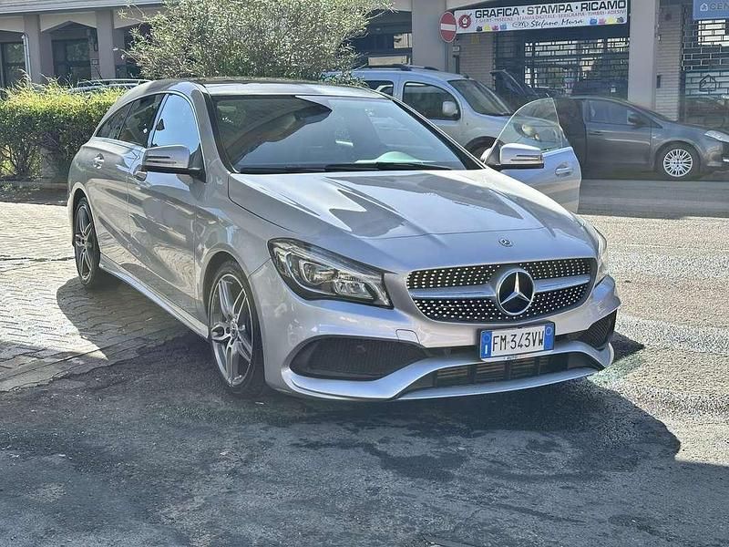 Usata Mercedes CLA200 Shooting Brake Premium 136 CV (100 kW) 2017 Station wagon