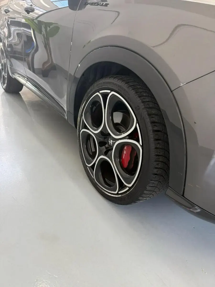 Usata Alfa Romeo Tonale Edizione Speciale 160 CV (117 kW) 2023 Grigio SUV