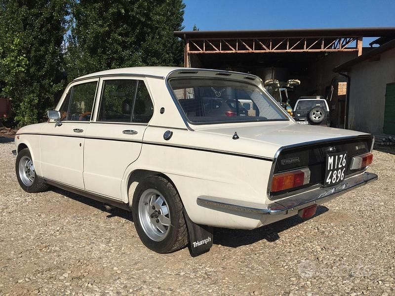 Usata Triumph Dolomite 1970 Bianco Berlina