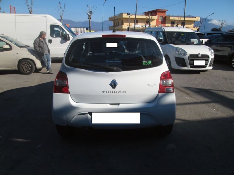 Usata Renault Twingo Dynamique 101 CV (74 kW) 2011 Bianco Utilitaria