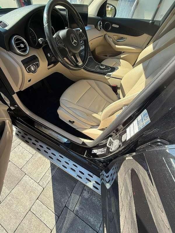 Usata Mercedes GLC250 Exclusive 204 CV (150 kW) 2017 Nero SUV
