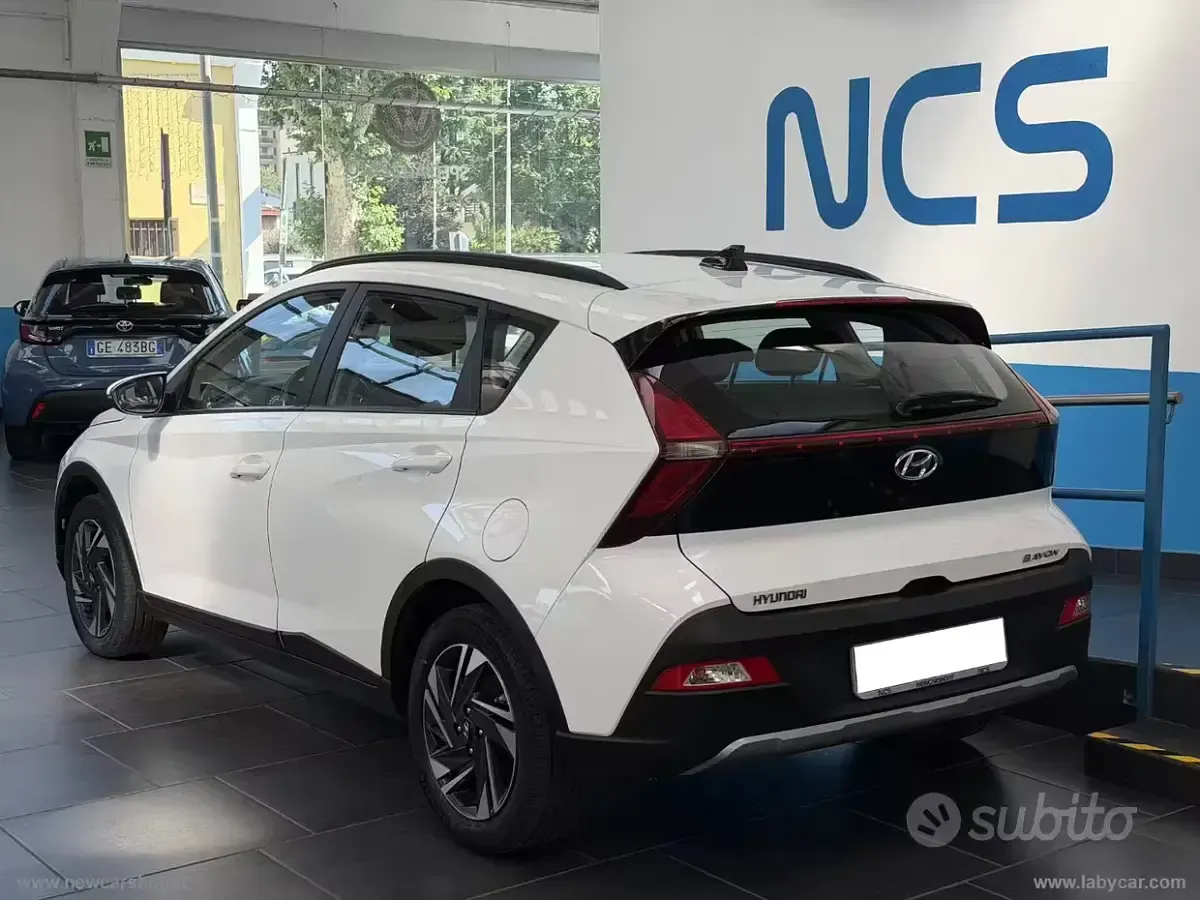 Usata Hyundai Bayon 84 CV (61 kW) 2023 Bianco SUV