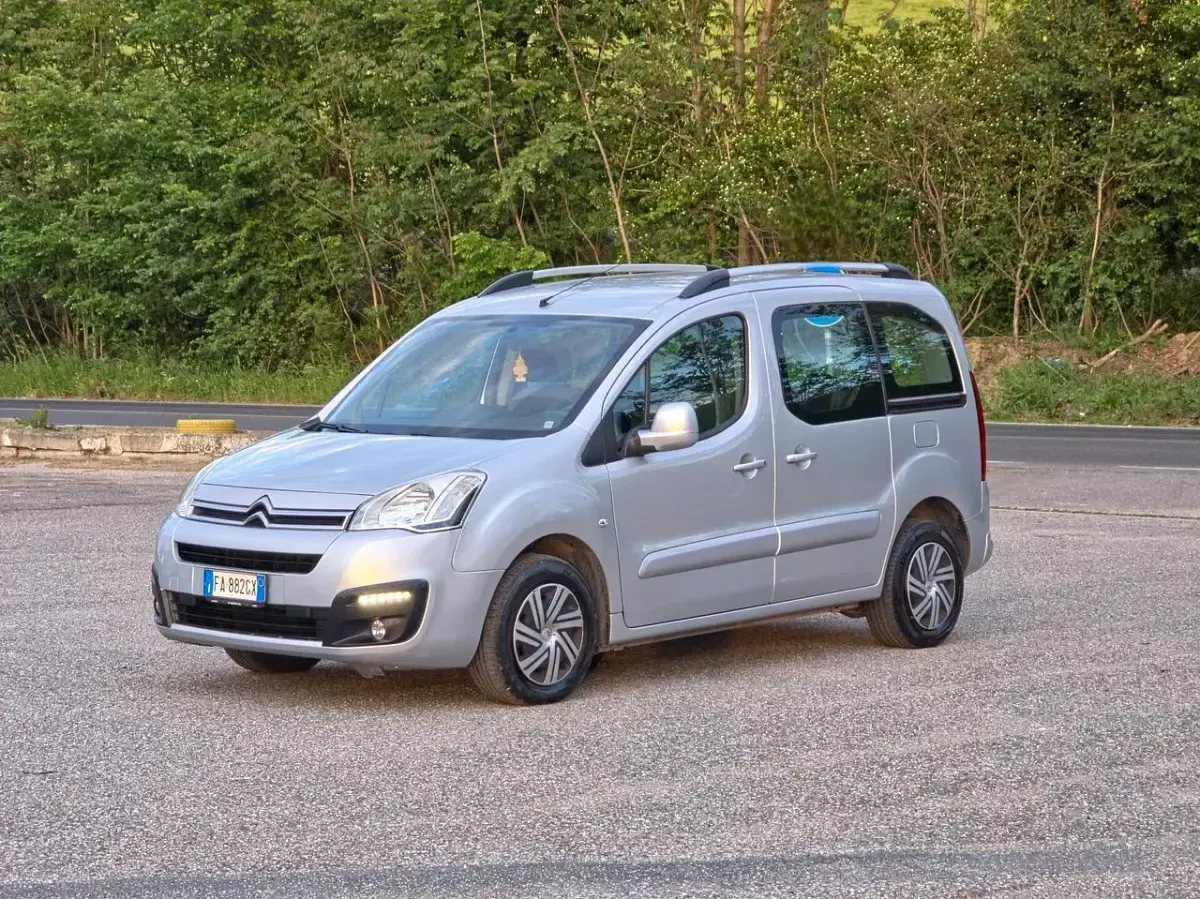 Usata Citroën Berlingo Seduction 92 CV (67 kW) 2015 Grigio Monovolume