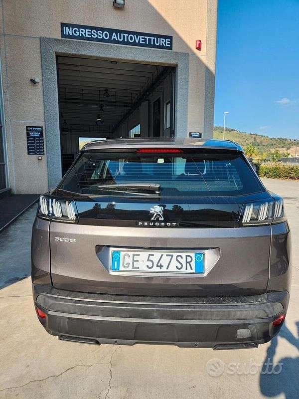 Usata Peugeot 3008 Active 131 CV (96 kW) 2021 Grigio SUV