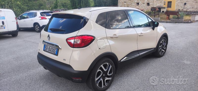 Usata Renault Captur 110 CV (80 kW) 2013 SUV
