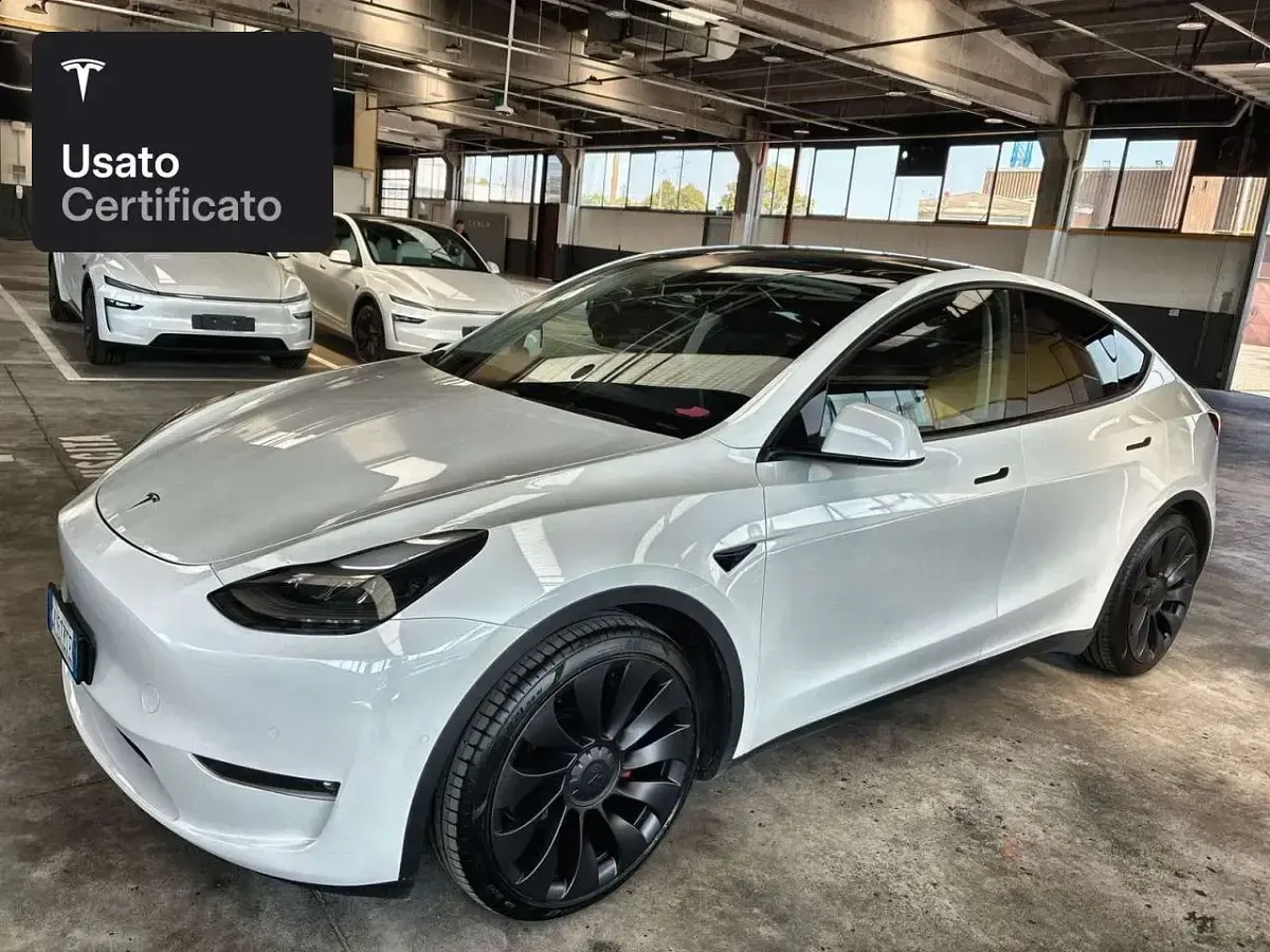 Usata Tesla Model Y Performance 392 kW (533 CV) 2022 Pearl white multicoat SUV